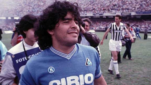 Maradona Hayatını Kaybetti!