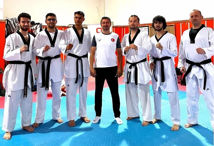 1.KADEME ANTRENÖR UYGULAMA EĞİTRİM KURSU İZMİR’DE YAPILDI