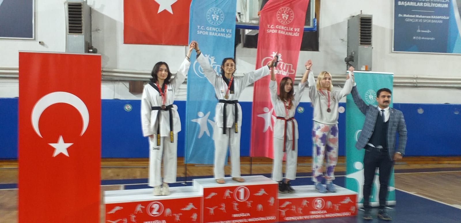 Muğla Şampiyonu Emine Nur Gök!