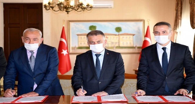 32 terslikli ortaokul protokolü imzalandı
